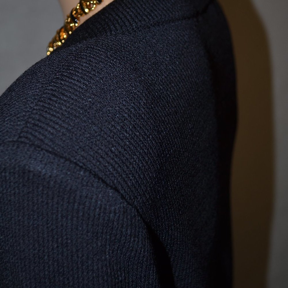 (FABULOUS) ST. JOHN COLLECTION BLACK FIVE BUTTON JACKET 4 & PANTS 2 Suit - Picture 7 of 12